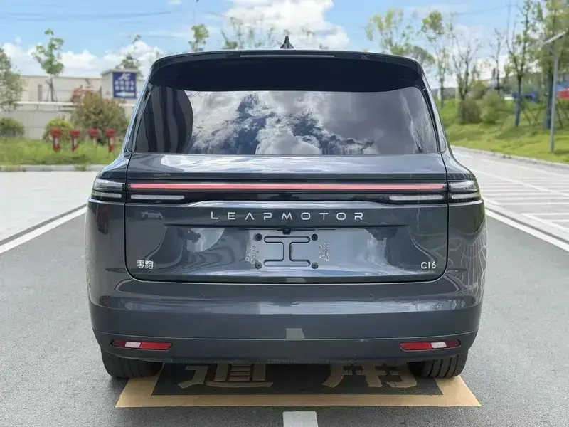 2024 Leapmotor C16 с пробегом 46 000 км