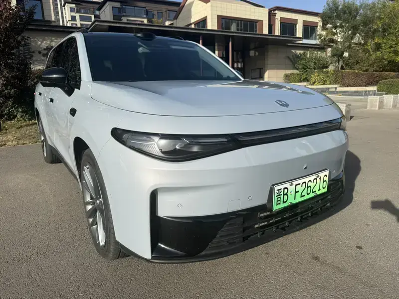 2026 Leapmotor C16 с пробегом 25 000 км