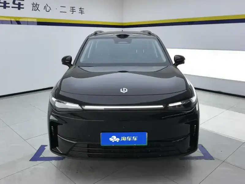 2026 Leapmotor C16 с пробегом 18 000 км