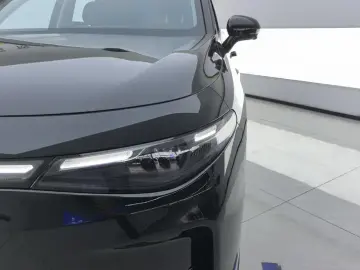 2026 Leapmotor C16 с пробегом 18 000 км