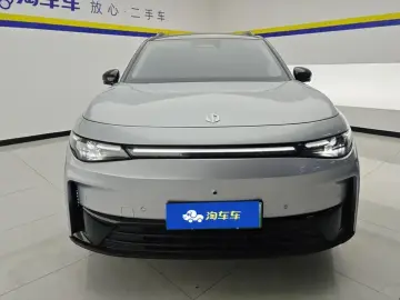 2024 Leapmotor C16 с пробегом 30 000 км