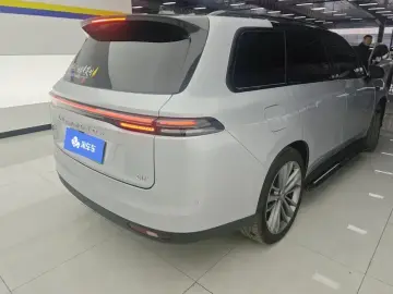 2024 Leapmotor C16 с пробегом 30 000 км
