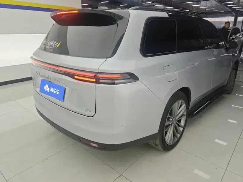 2024 Leapmotor C16 с пробегом 30 000 км