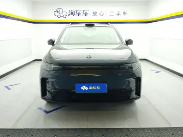 2024 Leapmotor C16 с пробегом 18 000 км