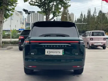 2024 Leapmotor C16 с пробегом 37 000 км