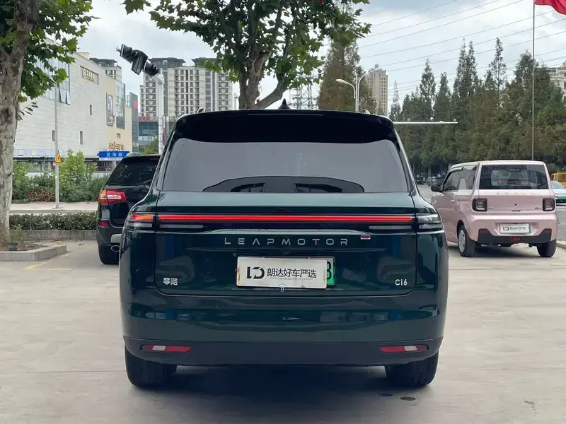 2024 Leapmotor C16 с пробегом 37 000 км