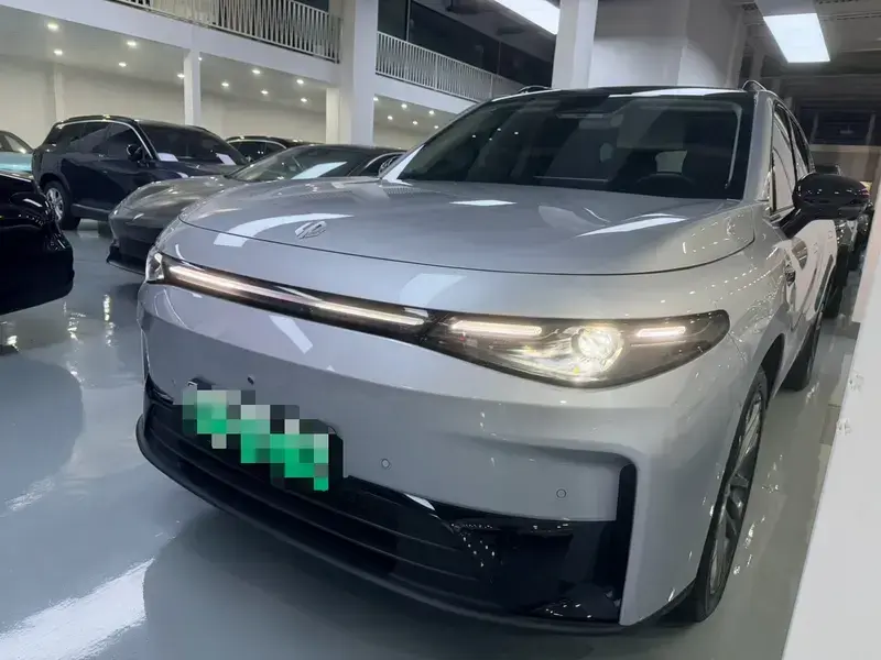 2024 Leapmotor C16 с пробегом 20 000 км