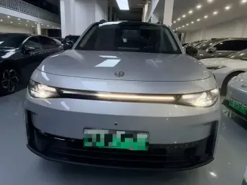 2024 Leapmotor C16 с пробегом 20 000 км