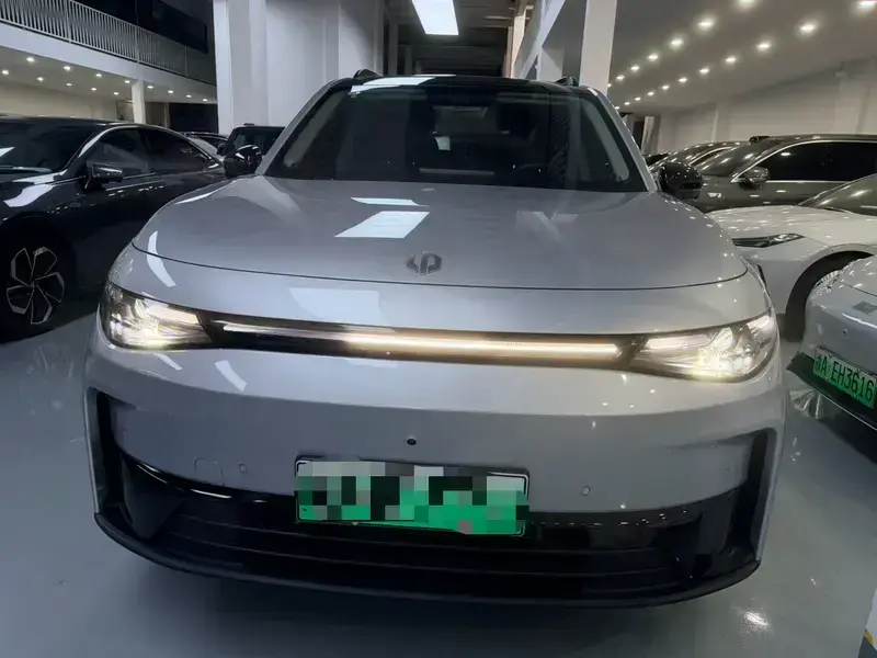 2024 Leapmotor C16 с пробегом 20 000 км