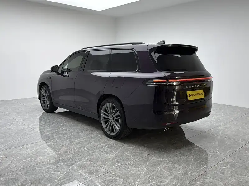 2024 Leapmotor C16 с пробегом 34 700 км