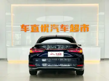 2025 Lexus ES с пробегом 8 200 км