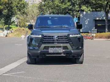 2024 Lexus GX с пробегом 21 000 км