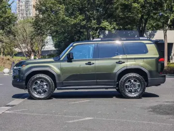 2024 Lexus GX с пробегом 21 000 км