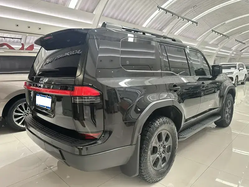 2026 Lexus GX с пробегом 1 400 км