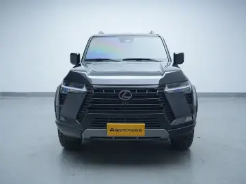 2024 Lexus GX с пробегом 30 900 км