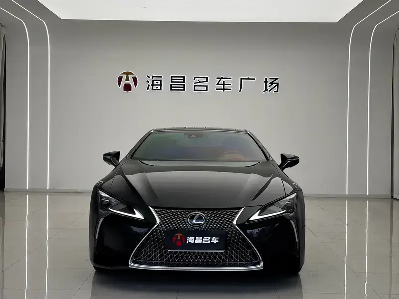 2023 Lexus LC с пробегом 4 000 км