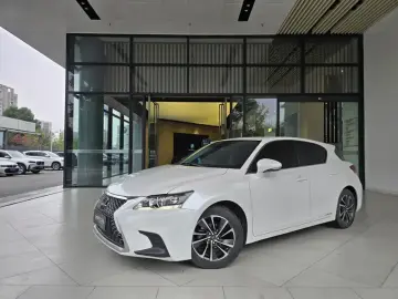 Lexus CT