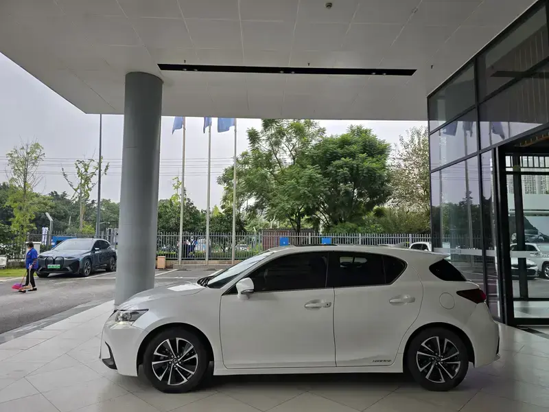 2017 Lexus CT с пробегом 43 300 км