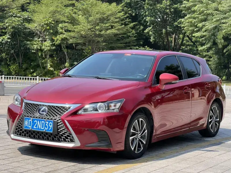 2017 Lexus CT с пробегом 120 000 км