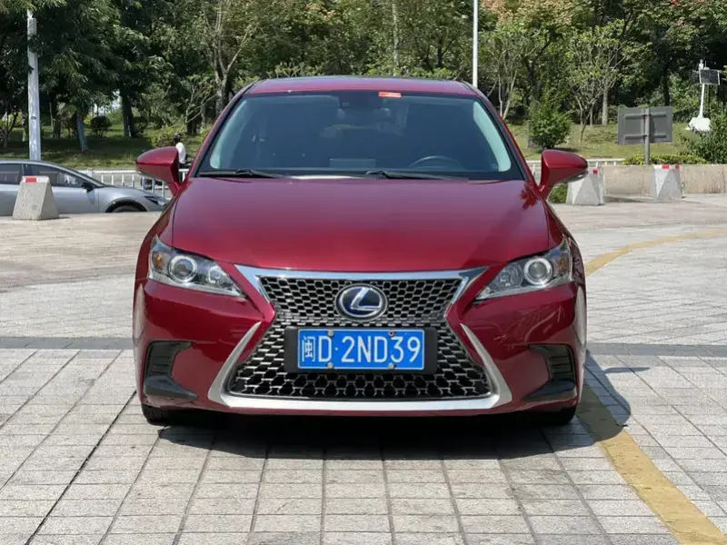 2017 Lexus CT с пробегом 120 000 км