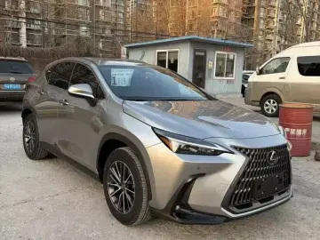 2024 Lexus NX с пробегом 18 000 км