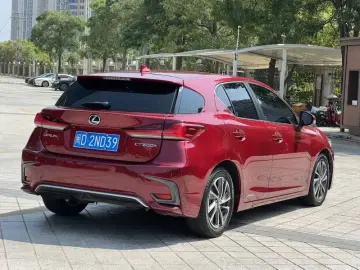 2017 Lexus CT с пробегом 120 000 км
