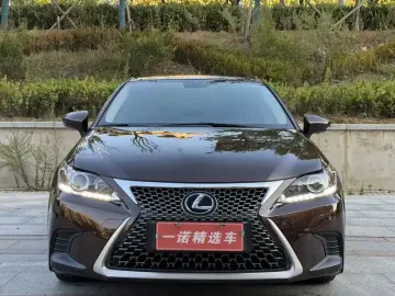 2017 Lexus CT с пробегом 63 000 км