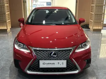 2019 Lexus CT с пробегом 18 500 км