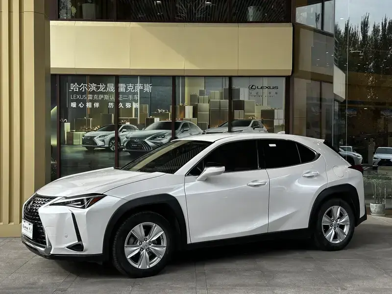 2020 Lexus UX с пробегом 143 000 км