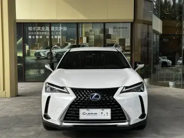 2020 Lexus UX с пробегом 143 000 км