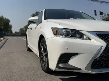 2017 Lexus CT с пробегом 108 000 км