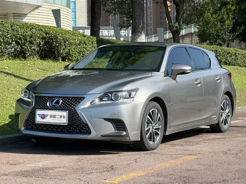 2020 Lexus CT с пробегом 62 000 км