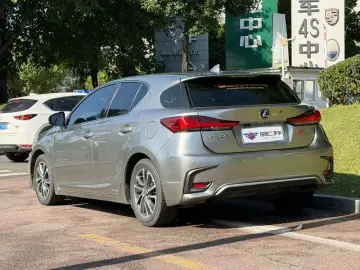 2020 Lexus CT с пробегом 62 000 км