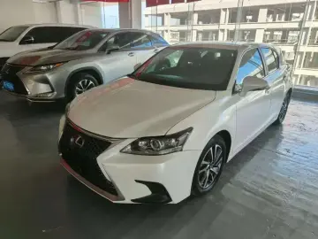 Lexus CT
