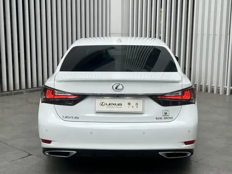2017 Lexus GS с пробегом 98 000 км