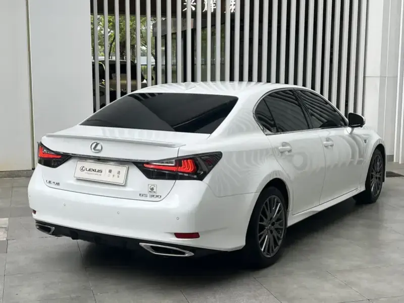 2017 Lexus GS с пробегом 98 000 км