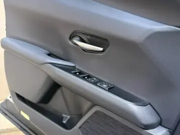 2020 Lexus UX с пробегом 73 000 км