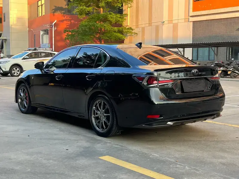 2016 Lexus GS с пробегом 140 000 км