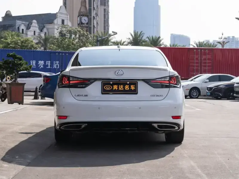 2017 Lexus GS с пробегом 177 600 км