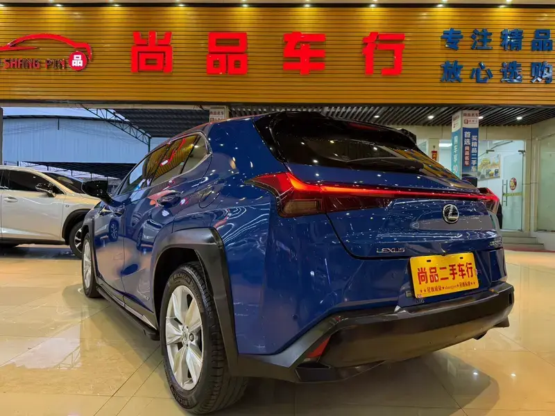 2019 Lexus UX с пробегом 91 000 км