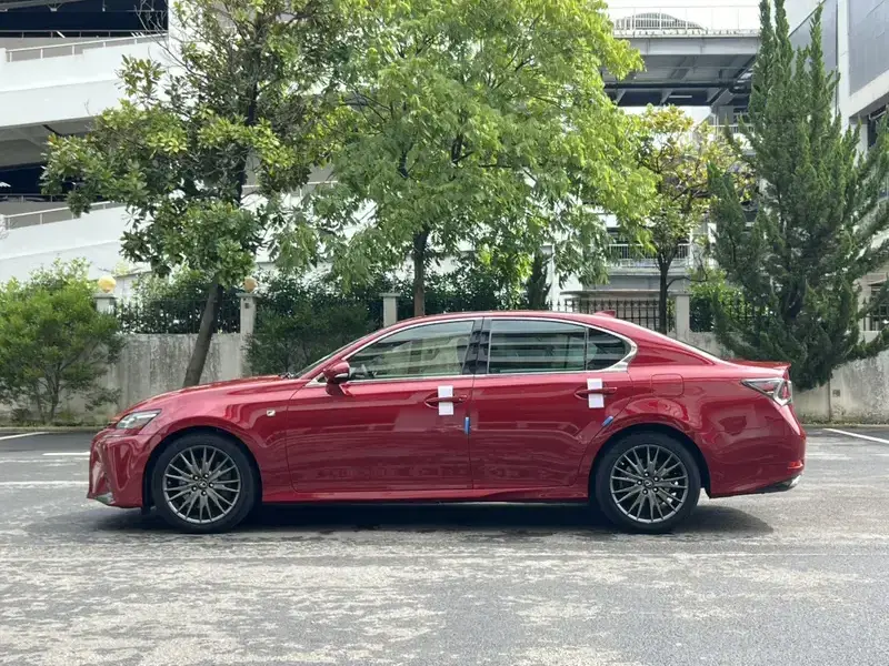 2016 Lexus GS с пробегом 83 000 км