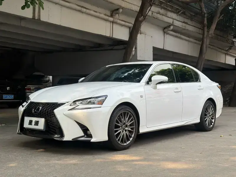 2016 Lexus GS с пробегом 5 800 км