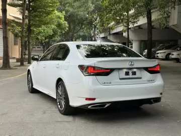 2016 Lexus GS с пробегом 5 800 км