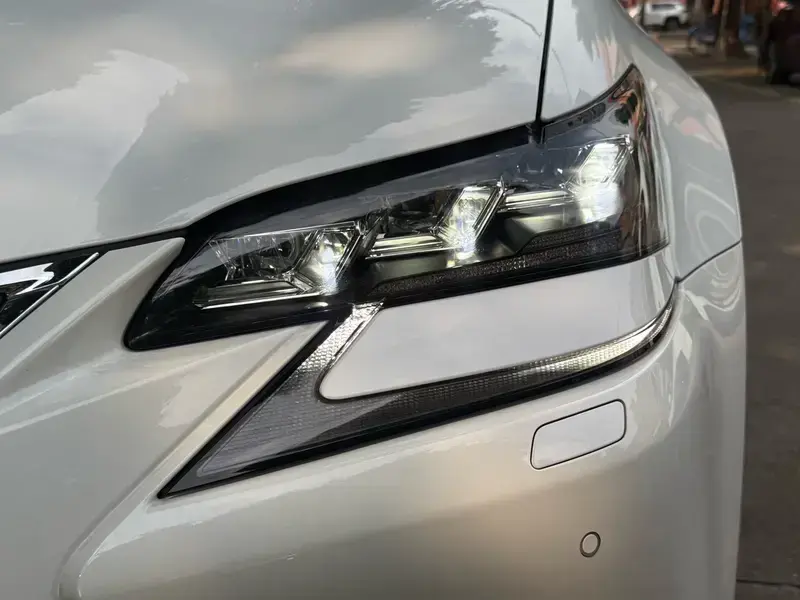 2016 Lexus GS с пробегом 5 800 км