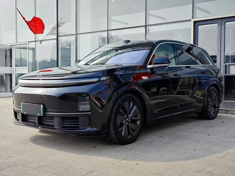2025 Li Auto (Lixiang) L7 с пробегом 23 000 км