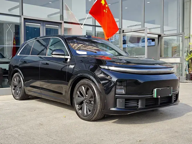 2025 Li Auto (Lixiang) L7 с пробегом 23 000 км