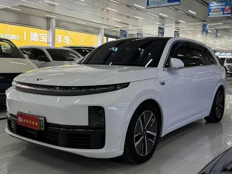 2024 Li Auto (Lixiang) L7 с пробегом 100 000 км