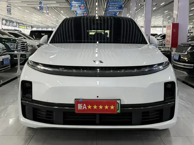 2024 Li Auto (Lixiang) L7 с пробегом 100 000 км