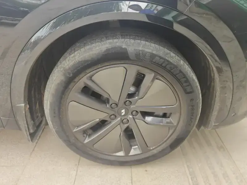 2024 Li Auto (Lixiang) L7 с пробегом 45 000 км