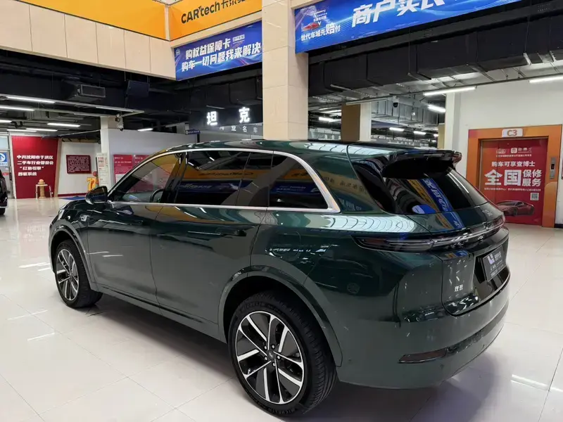 2024 Li Auto (Lixiang) L7 с пробегом 17 000 км